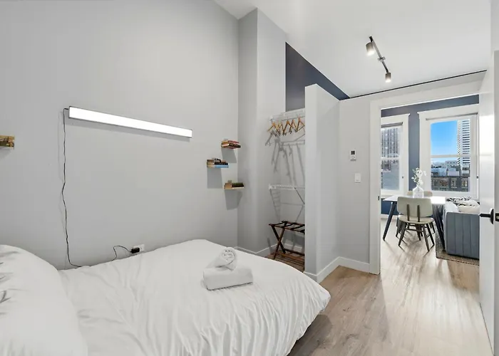 The Plymouth 3bd 4*