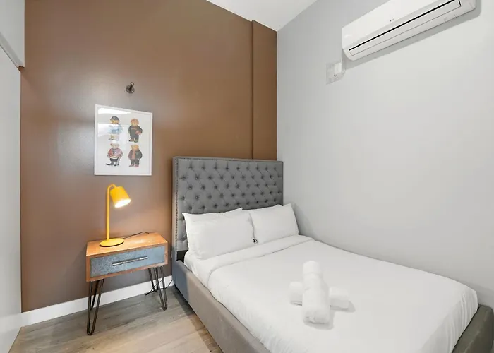 The Plymouth 3bd 4*
